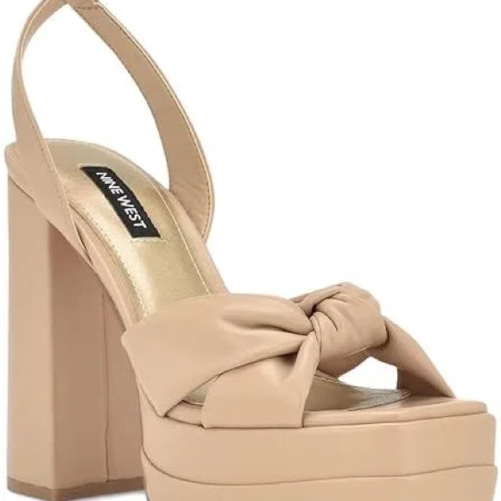 NWOT Nine West Beige Platform Heeled Sandals